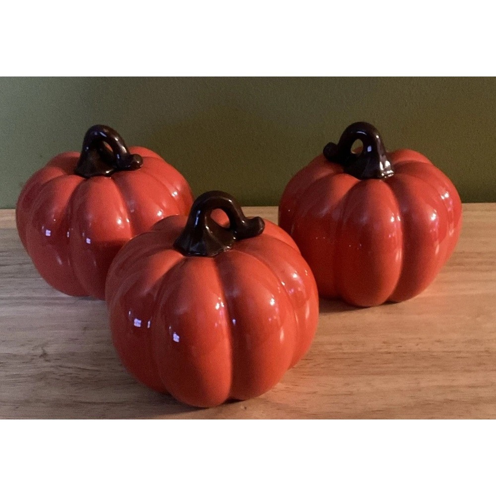 Set Of 3 Porcelain/Ceramic Pumpkins,‎ Unbranded